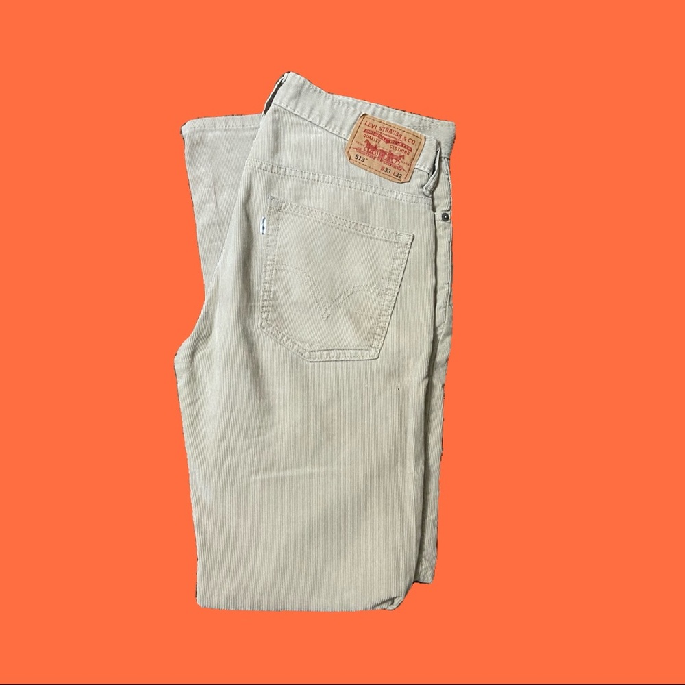 Very nice corduroy tan Levis 33x32